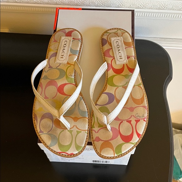Coach Dora white leather Multicolor Signature Sandals . size 6 like new 1x wear - Picture 1 of 4